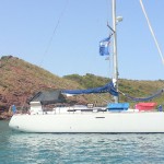 Alquila un velero para navegar por Menorca